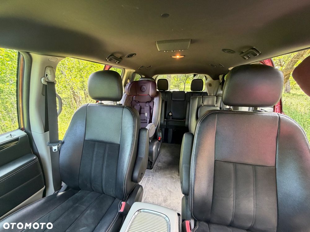 Dodge Grand Caravan - 15