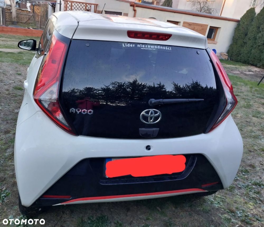 Toyota Aygo x - 2