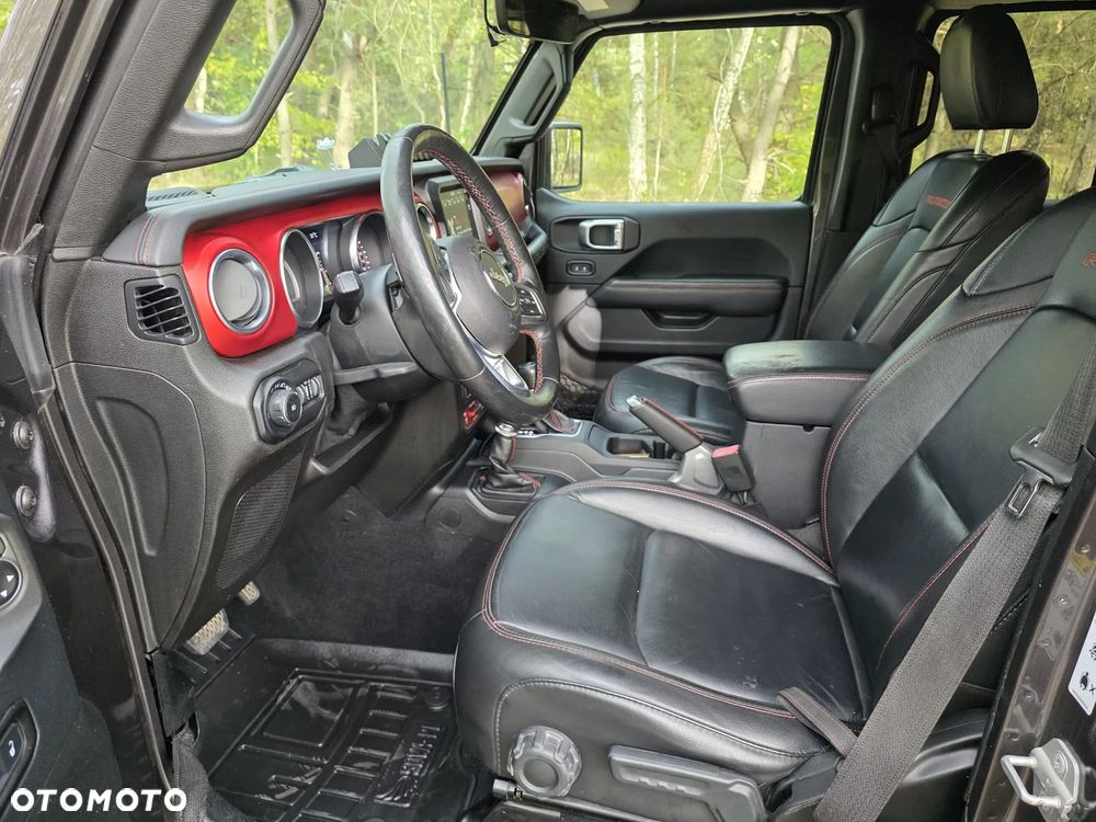 Jeep Wrangler - 10