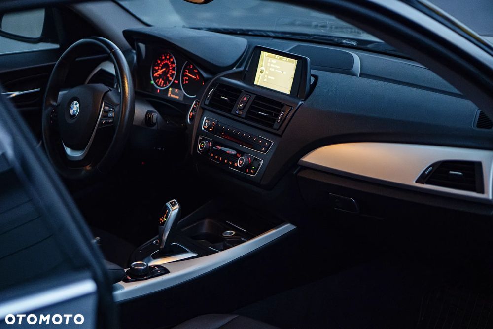 BMW Seria 2 228i - 11