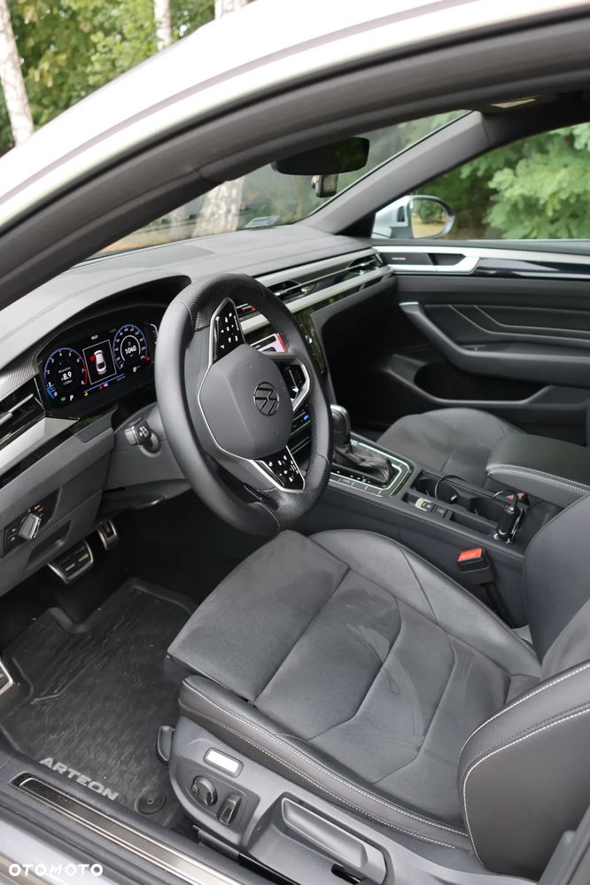 Volkswagen Arteon 2.0 TSI R-Line DSG - 24
