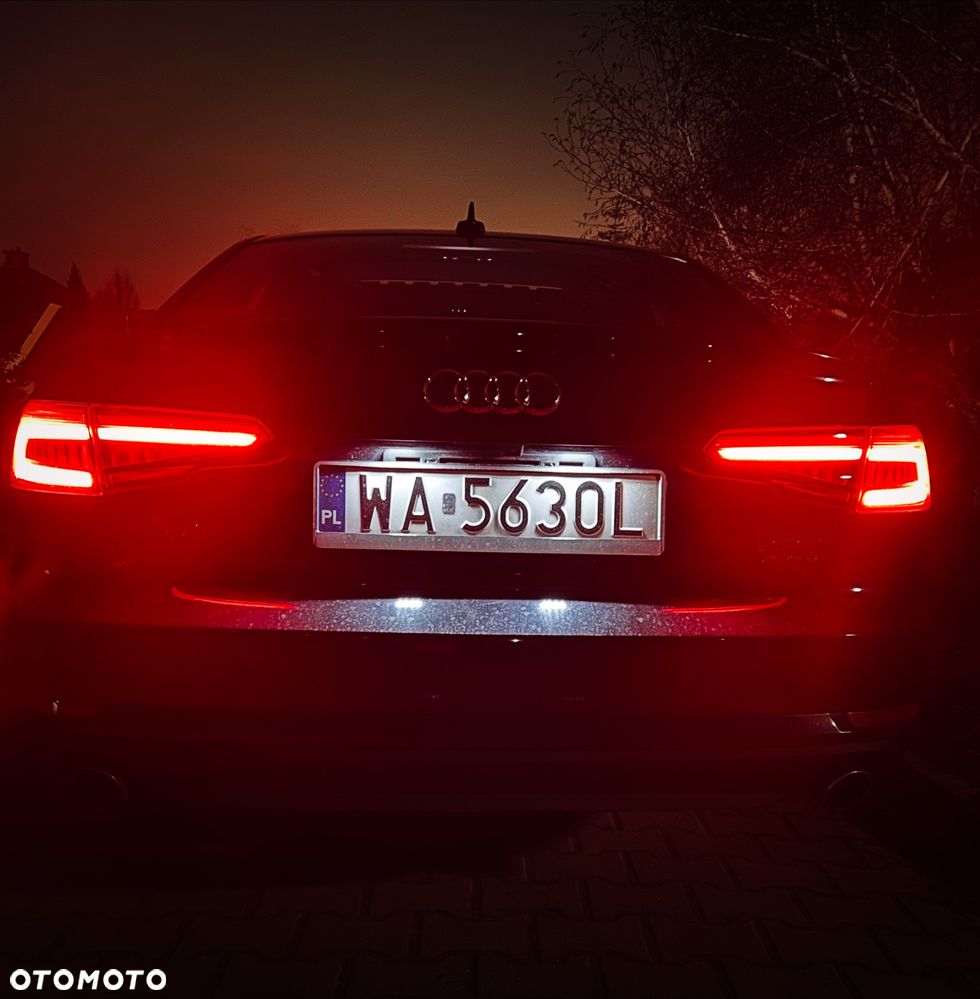 Audi A4 Limousine - 13