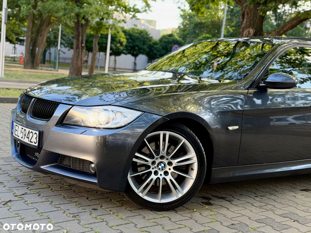 BMW Seria 3 330i - 34
