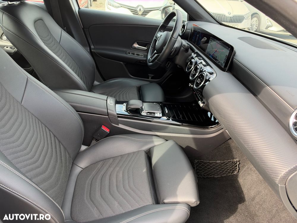 Mercedes-Benz A 180 d Sedan 7G-DCT Style - 15