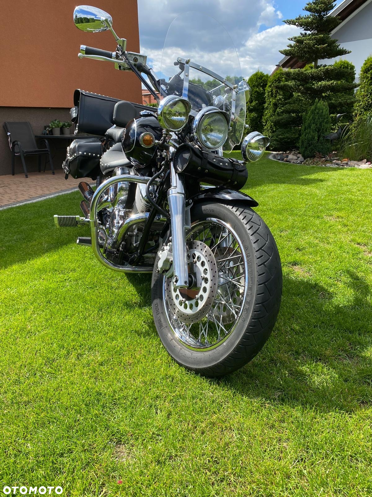 Yamaha XVS - 6