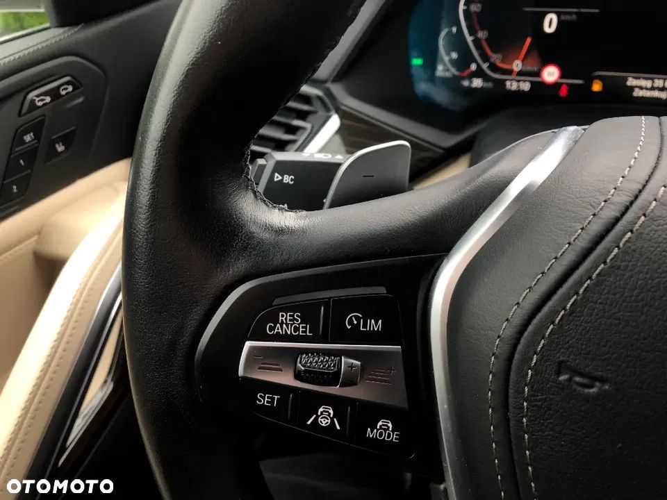 BMW X6 xDrive40d mHEV - 17