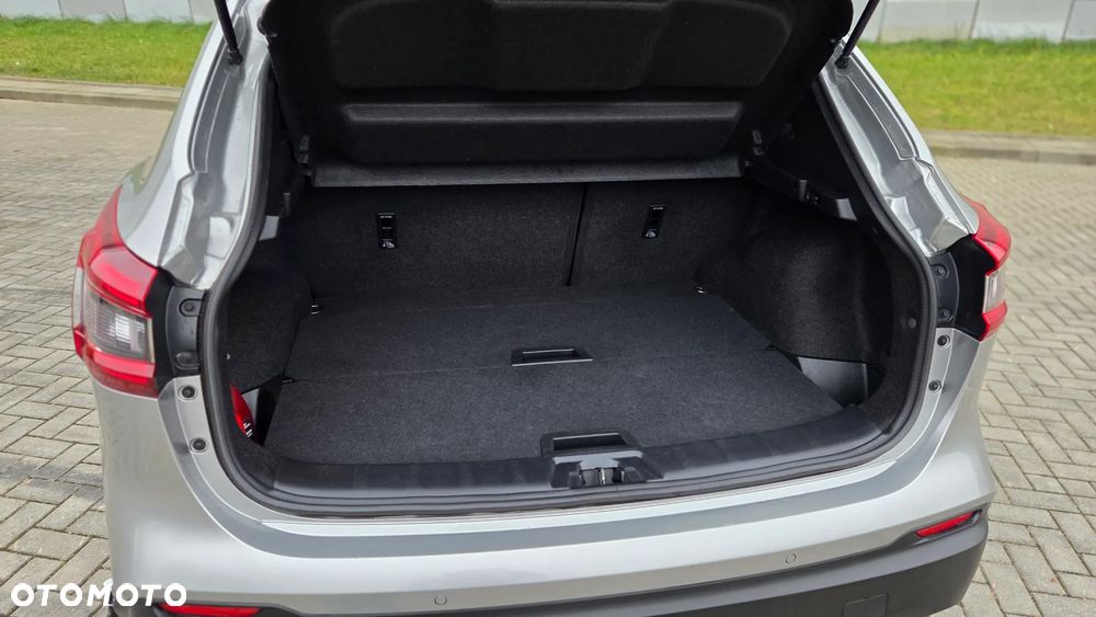 Nissan Qashqai 1.6 DIG-T N-Connecta - 7