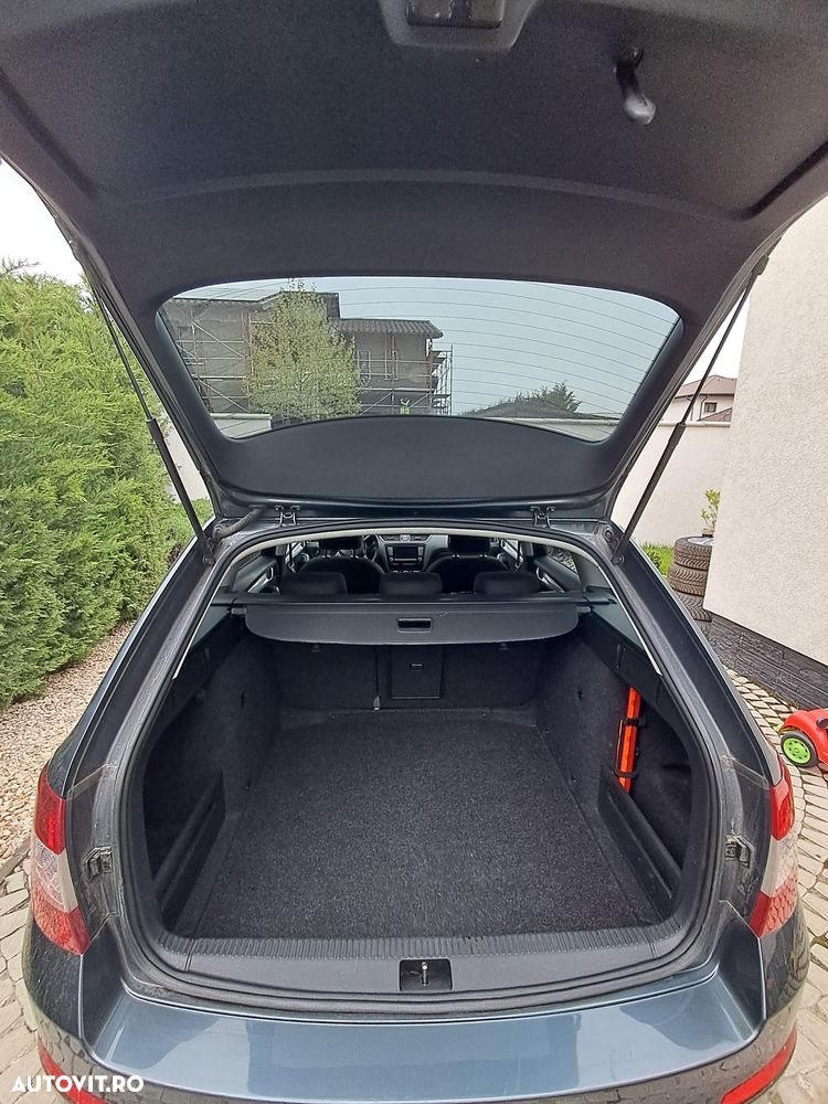 Skoda Octavia 2.0 TDI (Green tec) Style - 9