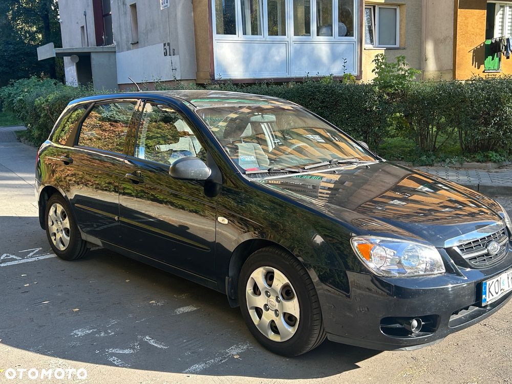 Kia Cerato 1.6 LX - 3