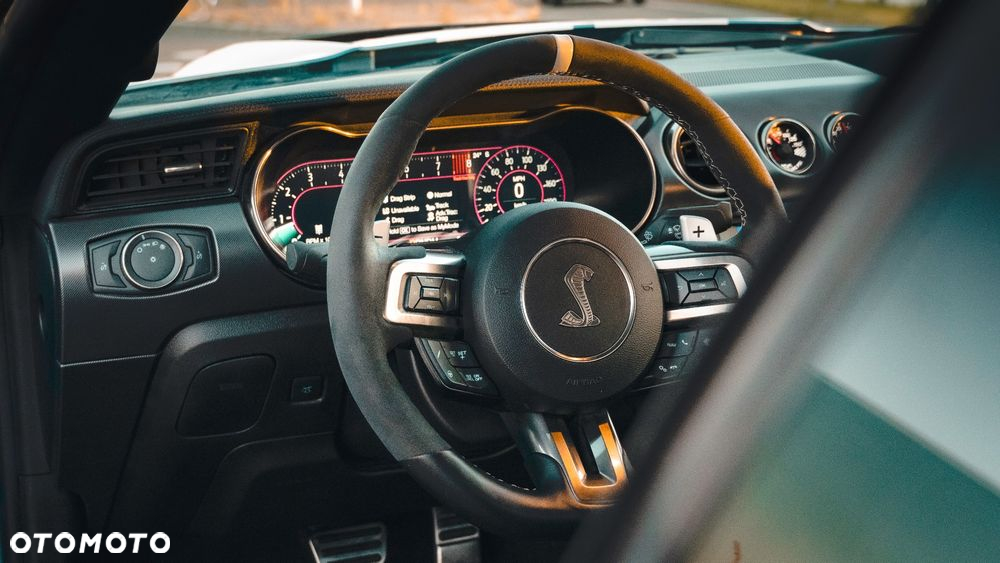 Ford Mustang - 15