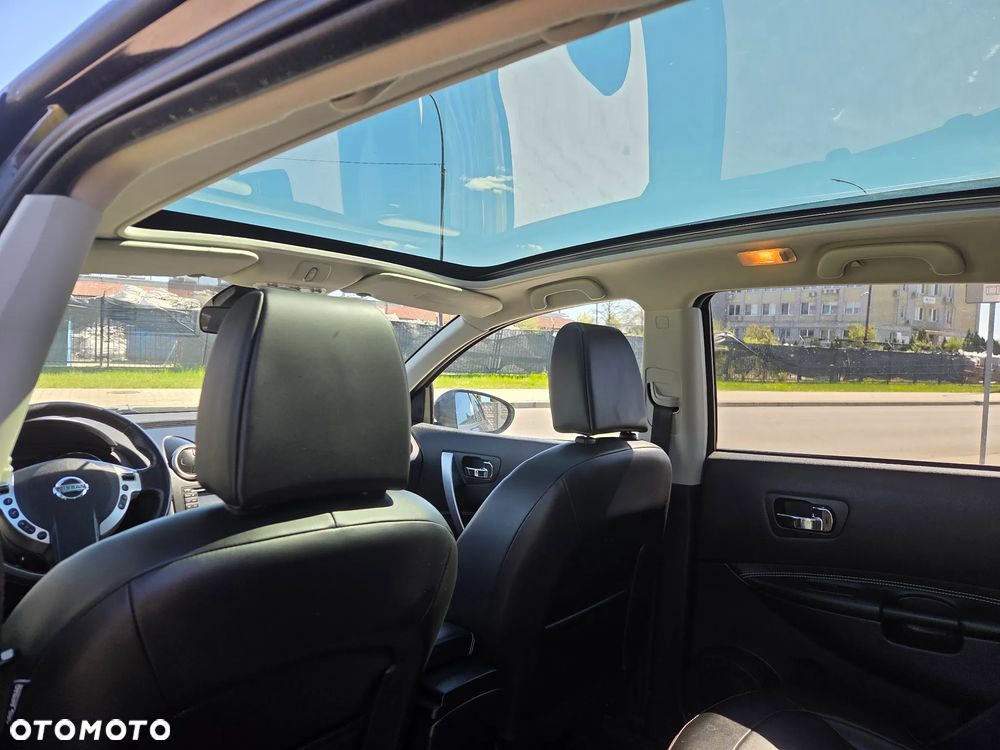 Nissan Qashqai 2.0 4 x 4 tekna - 16