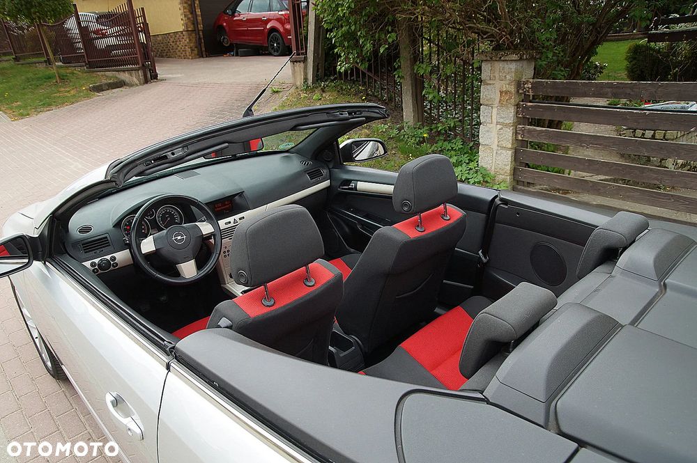 Opel Astra 1.6 Edition - 26