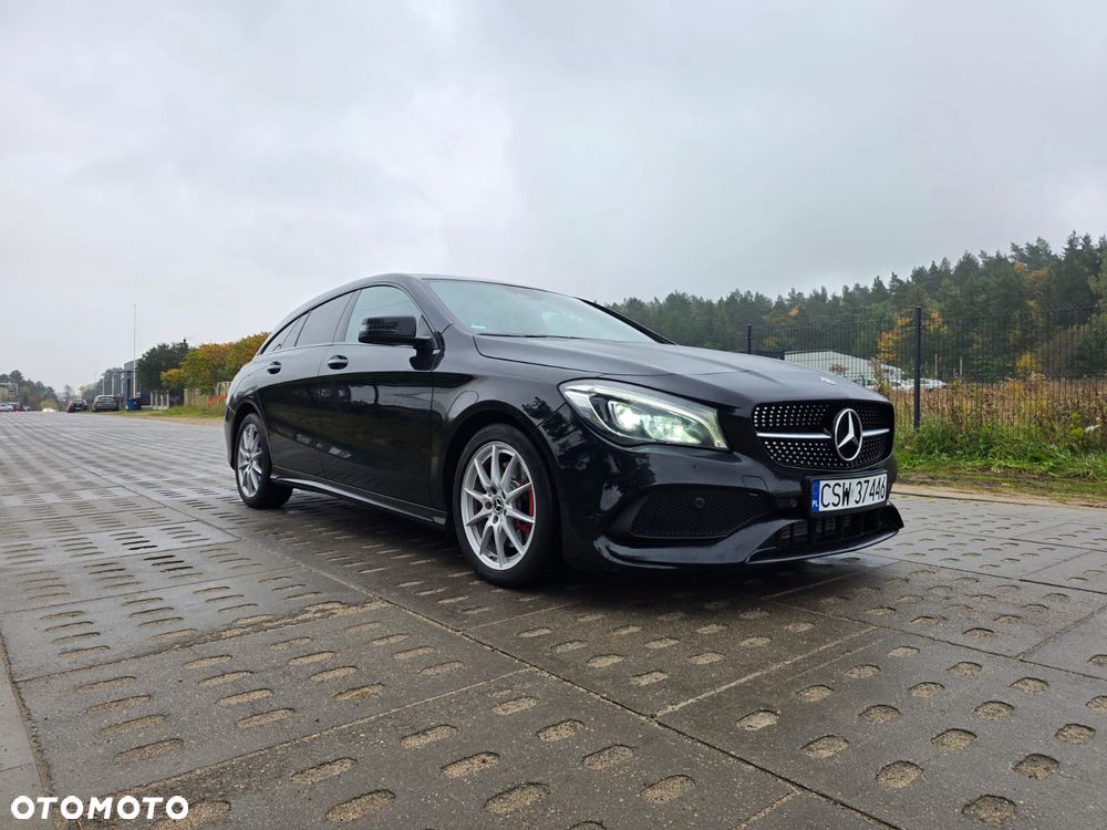 Mercedes-Benz CLA 220 4-Matic AMG Line - 7