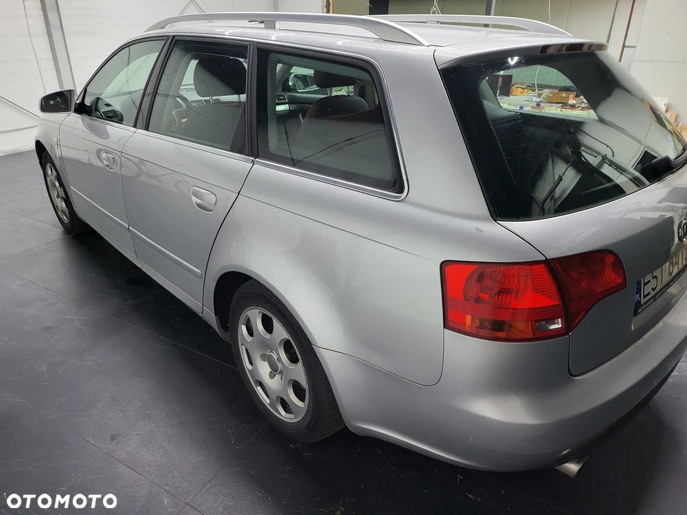 Audi A4 Avant - 11