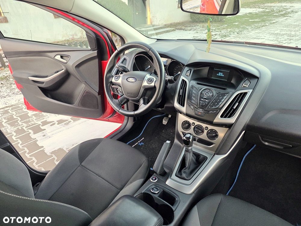 Ford Focus 1.6 FF Trend - 29