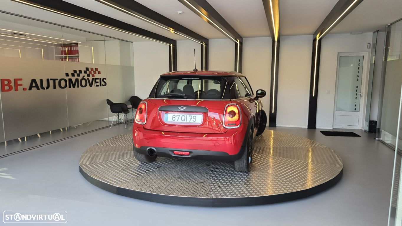 MINI 3 Portas One - 15