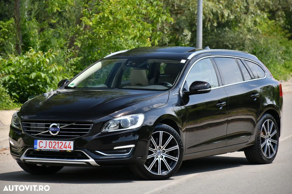 Volvo V60 D6 Plug-In-Hybrid AWD Geartronic Summum - 14