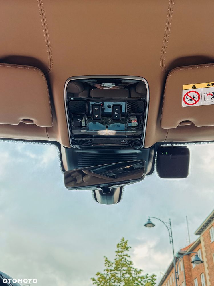 Land Rover Range Rover - 28