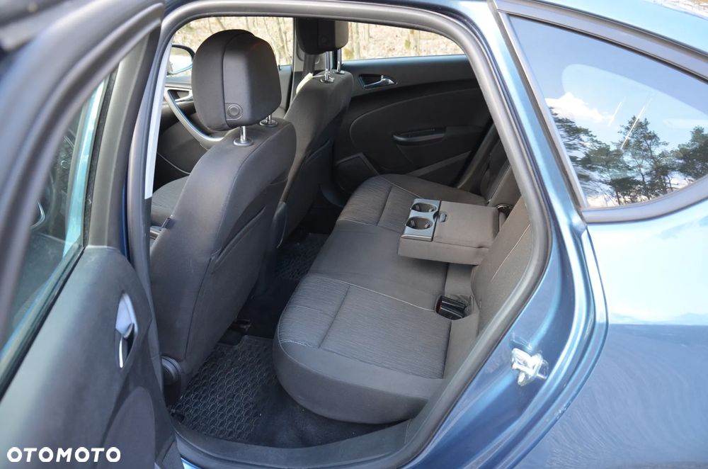 Opel Astra 1.6 Business - 12