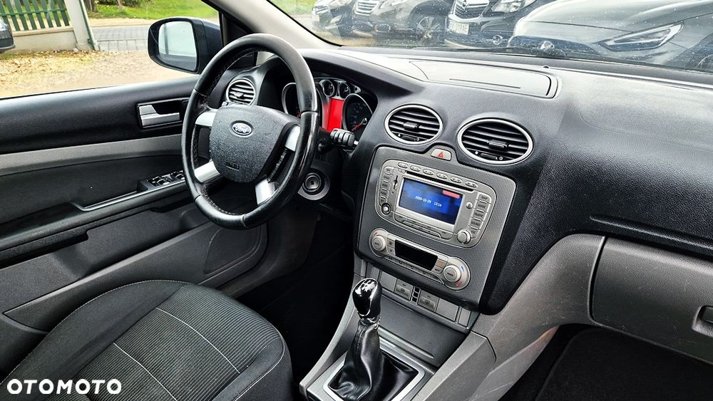 Ford Focus - 38