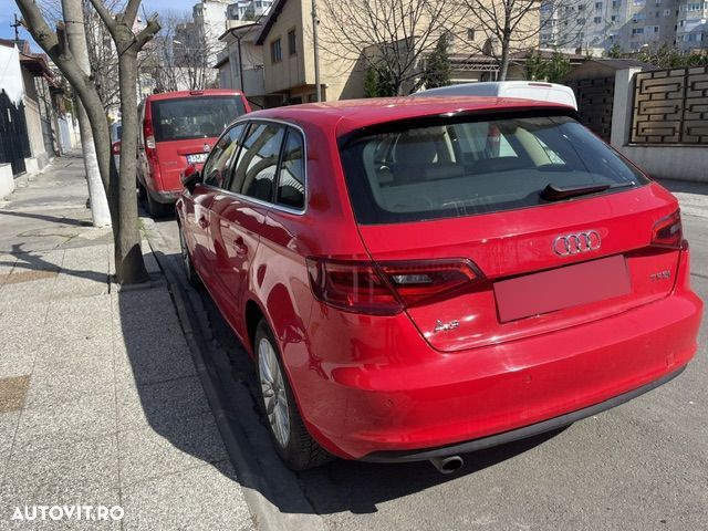 Audi A3 Sportback - 1