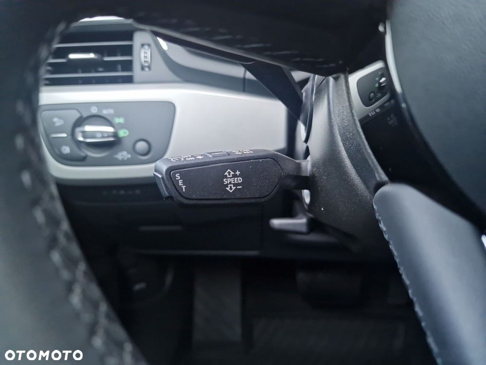 Audi A4 Limousine 35 TFSI mHEV Advanced S tronic - 24