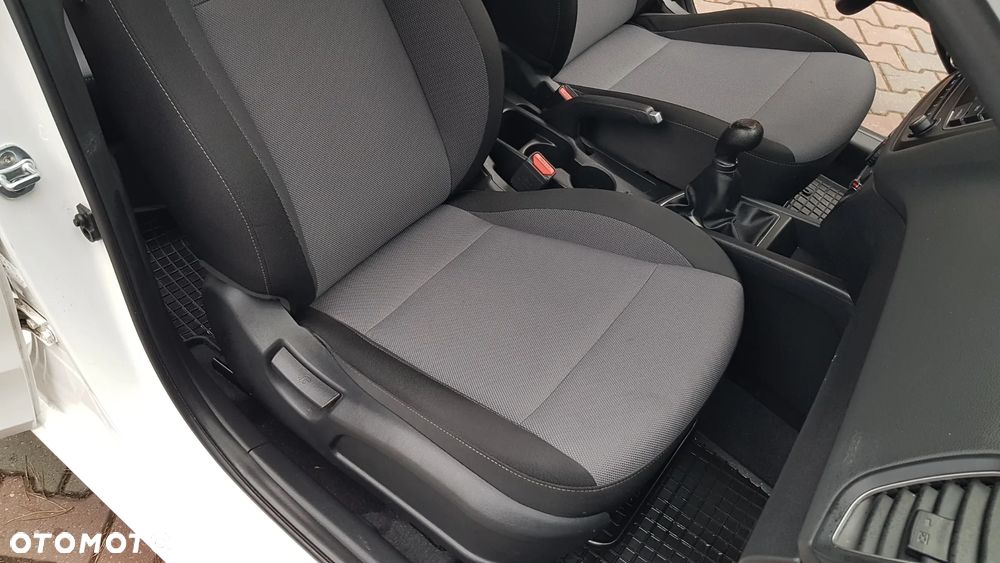 Hyundai i20 1.2 Comfort - 20