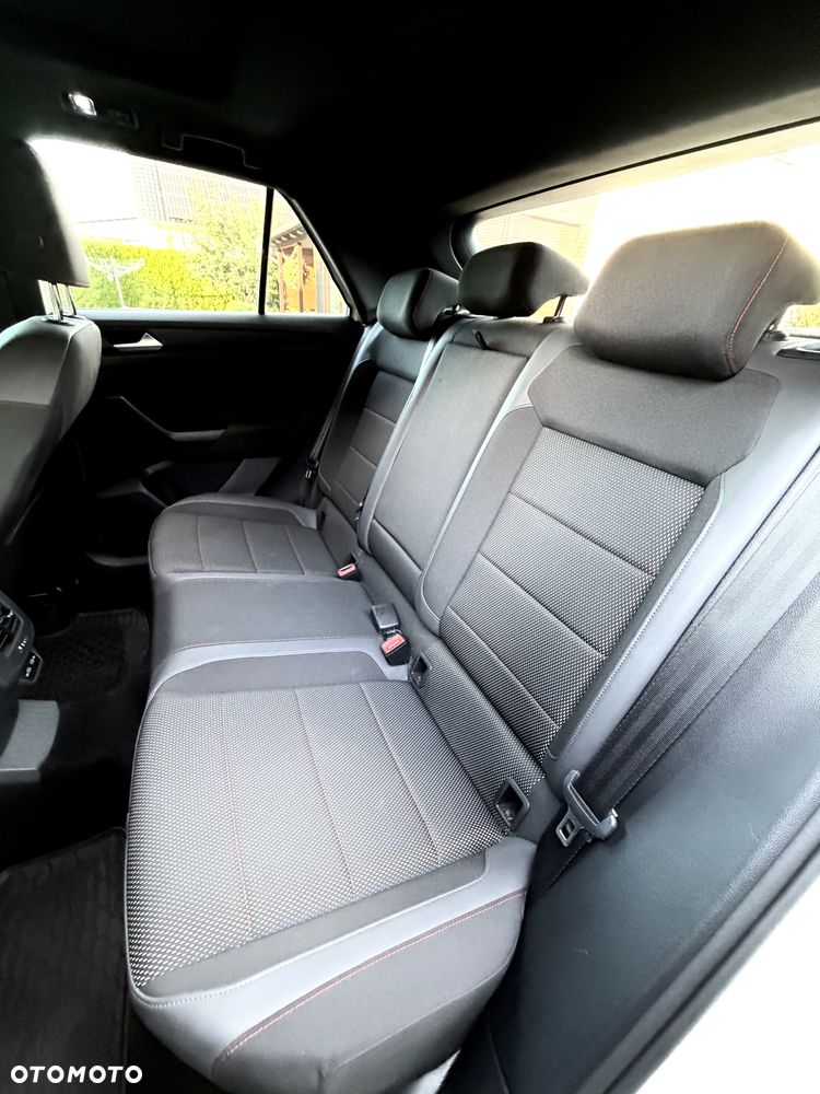 Volkswagen T-Roc 1.5 TSI GPF ACT Premium DSG - 18