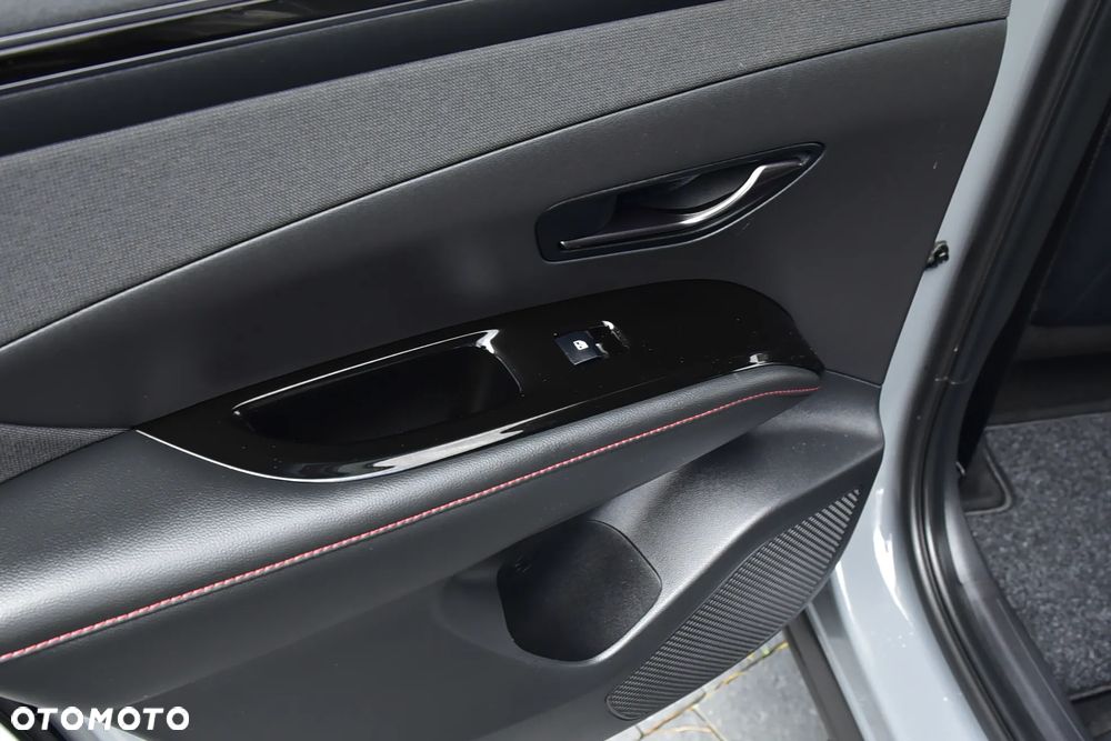 Hyundai Tucson 1.6 T-GDi 48V Executive N Line 4WD DCT - 27