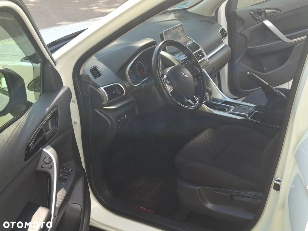 Mitsubishi Eclipse Cross 1.5 T-MIVEC (ClearTec) CVT 2WD Active+ - 10