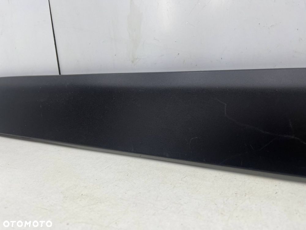 Listwa Toyota RAV4 V 19r.- blenda nakładka dolna klapy bagażnika 76802-42140 76812-42100 - 5