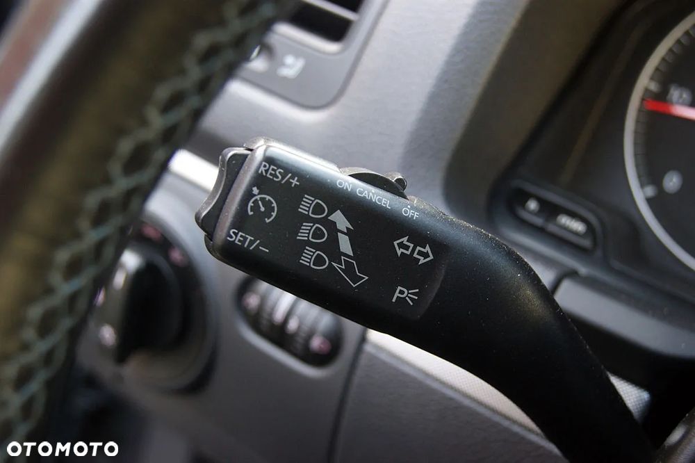 Volkswagen Golf 1.9 TDI Tour - 32