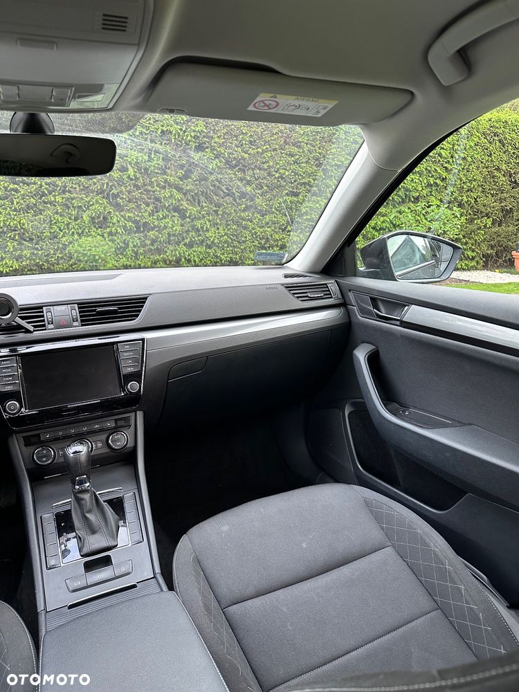 Skoda Superb 2.0 TDI Ambition DSG7 - 20