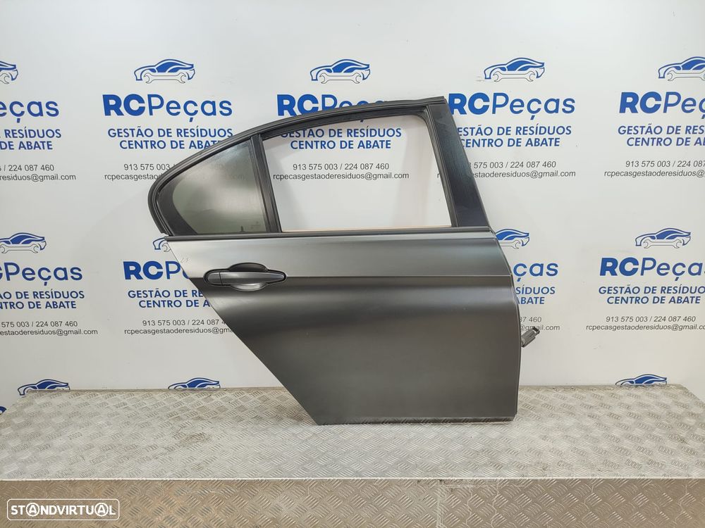 Porta Tras Traseira Direita BMW Serie 3 F30 Sedan Carro 2011 - 2018 - 1