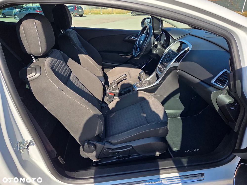 Opel Astra 1.6 D Start/Stop Excite - 14