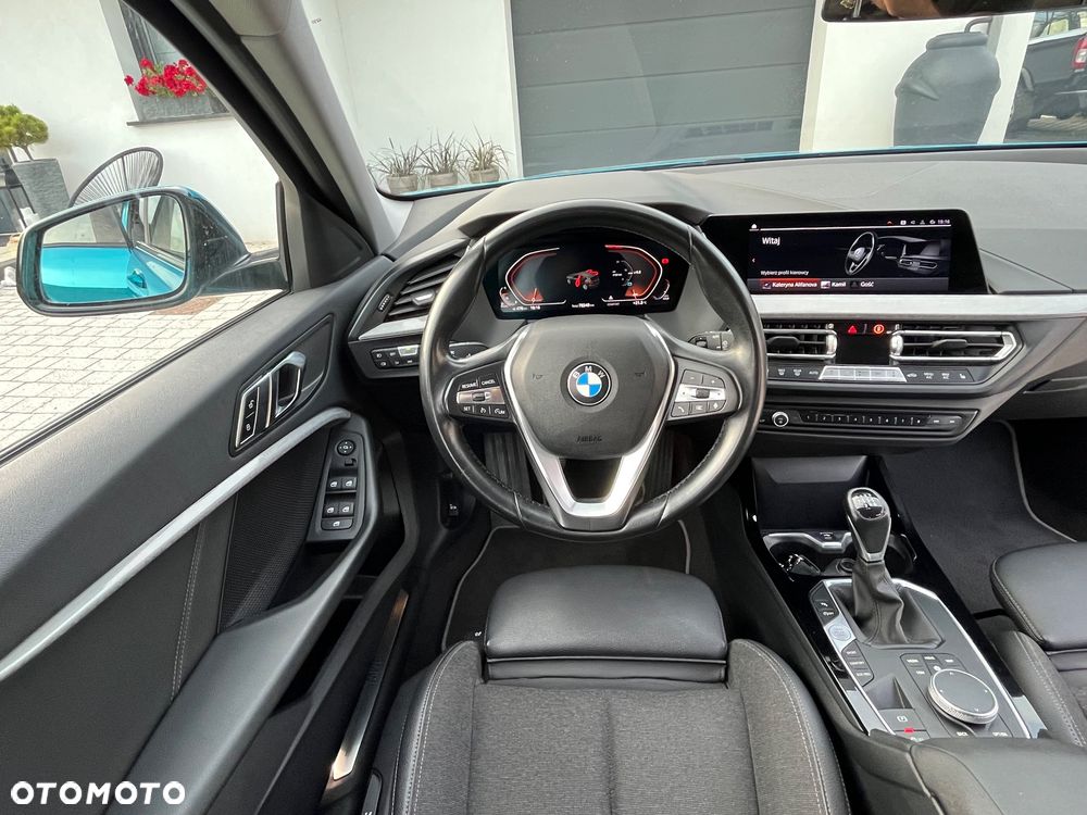 BMW Seria 1 118d Sport Line - 7