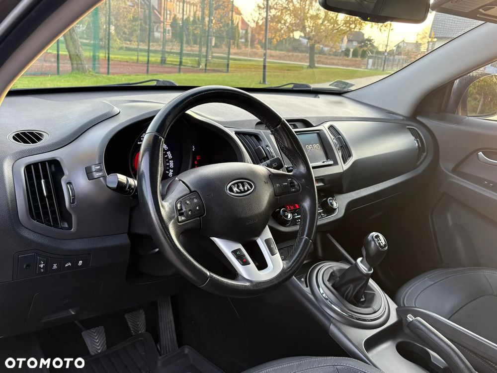 Kia Sportage 2.0 CRDI XL - 9