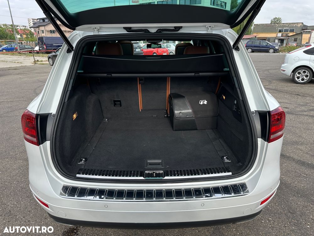 Volkswagen Touareg 3.0 V6 TDI BMT - 15