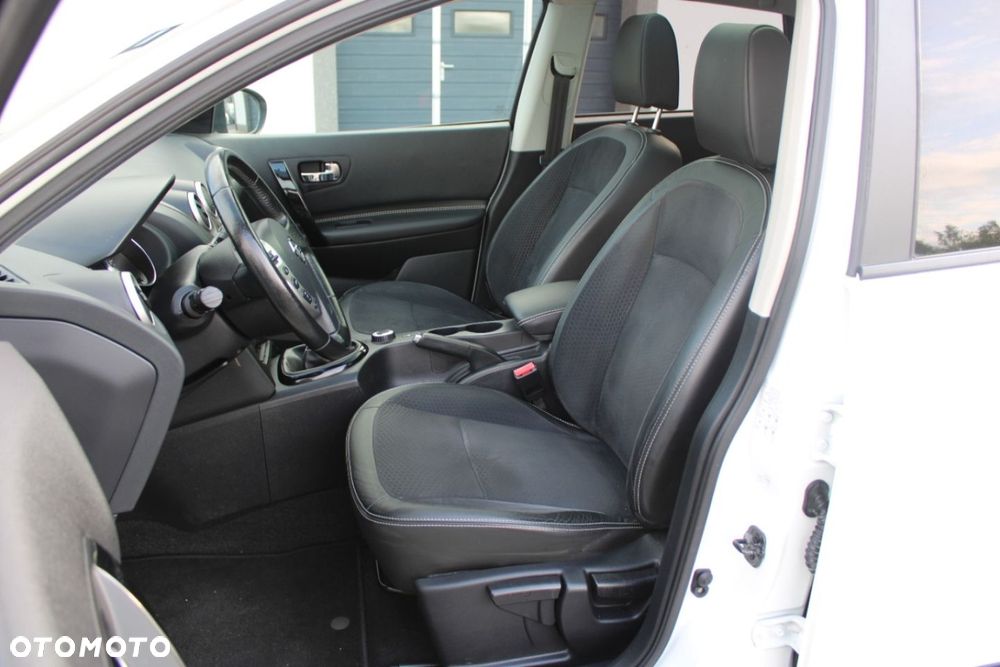 Nissan Qashqai - 22