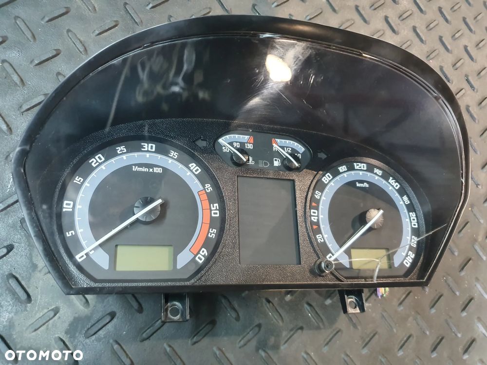Skoda Fabia 1 I FL 99-08 LICZNIK ZEGARY OBROTOMIERZ OE 6Y0920883E - 2