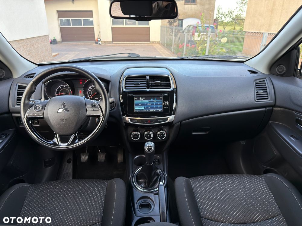 Mitsubishi ASX 1.6 Intense Plus Navi Blue Edition - 20