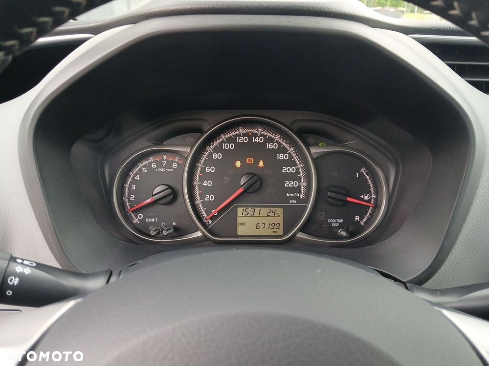 Toyota Yaris 1.0 Active EU6 - 29