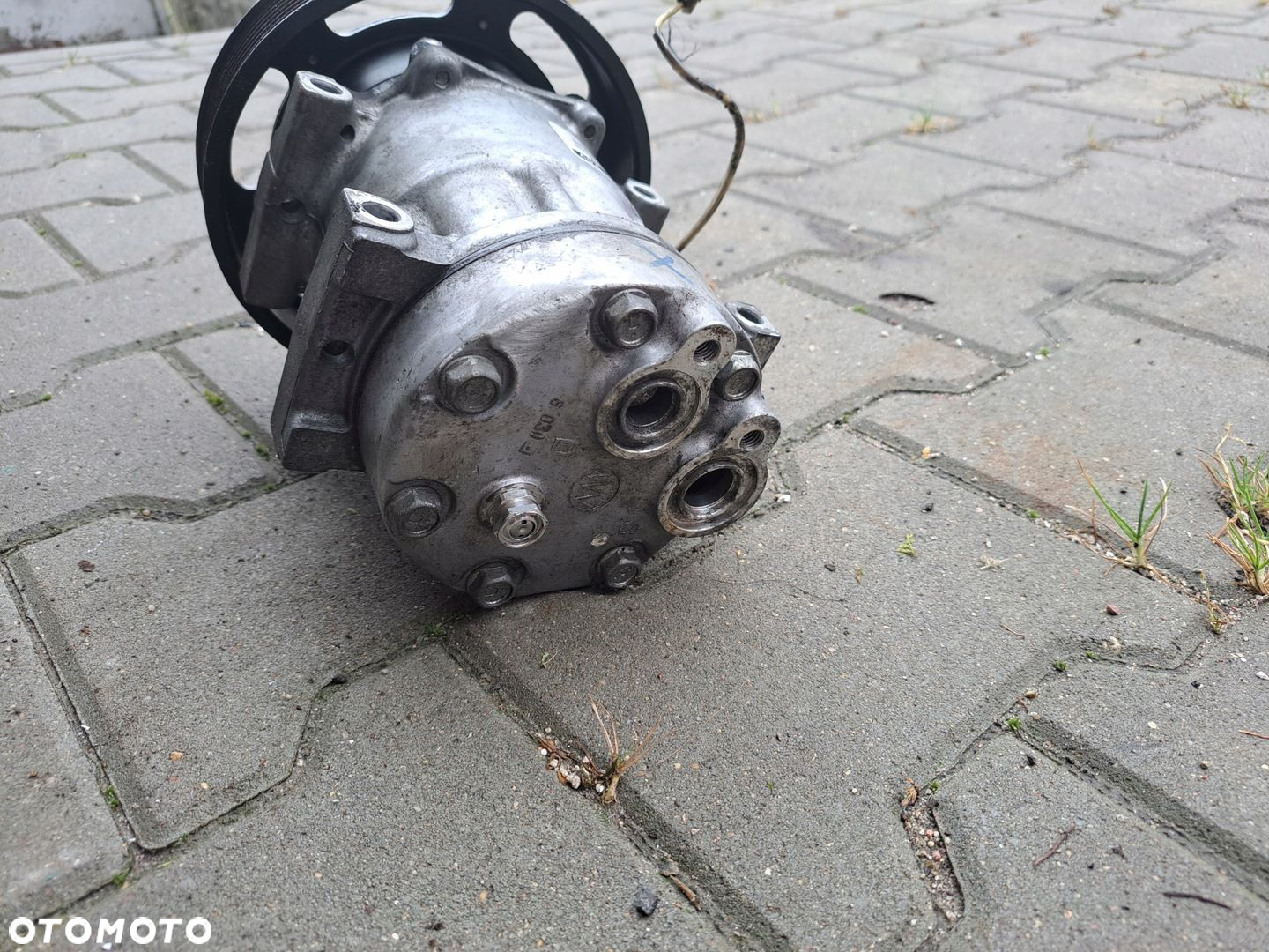 SPRĘŻARKA KLIMATYZACJI KLIMY VOLVO FH 4 FM 4 RENAULT GAMA T - 4