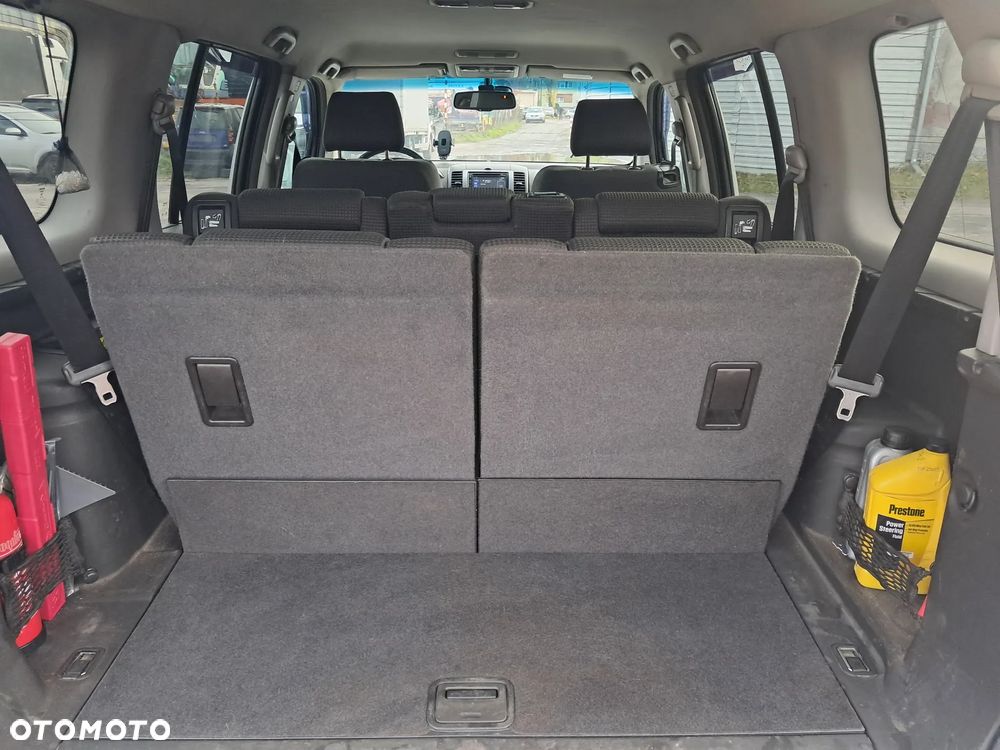 Nissan Pathfinder 2.5 DCi Comfort / XE - 17