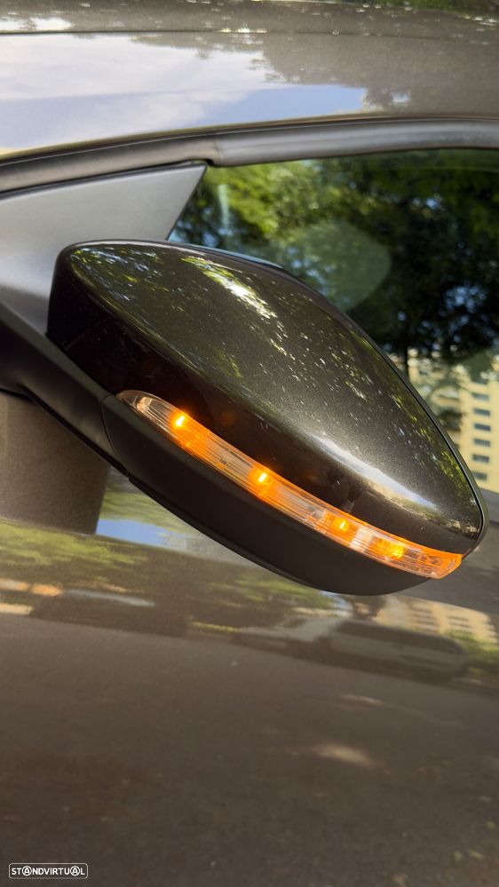 Volkswagen Scirocco 1.4 TSI Life — fotografia 9