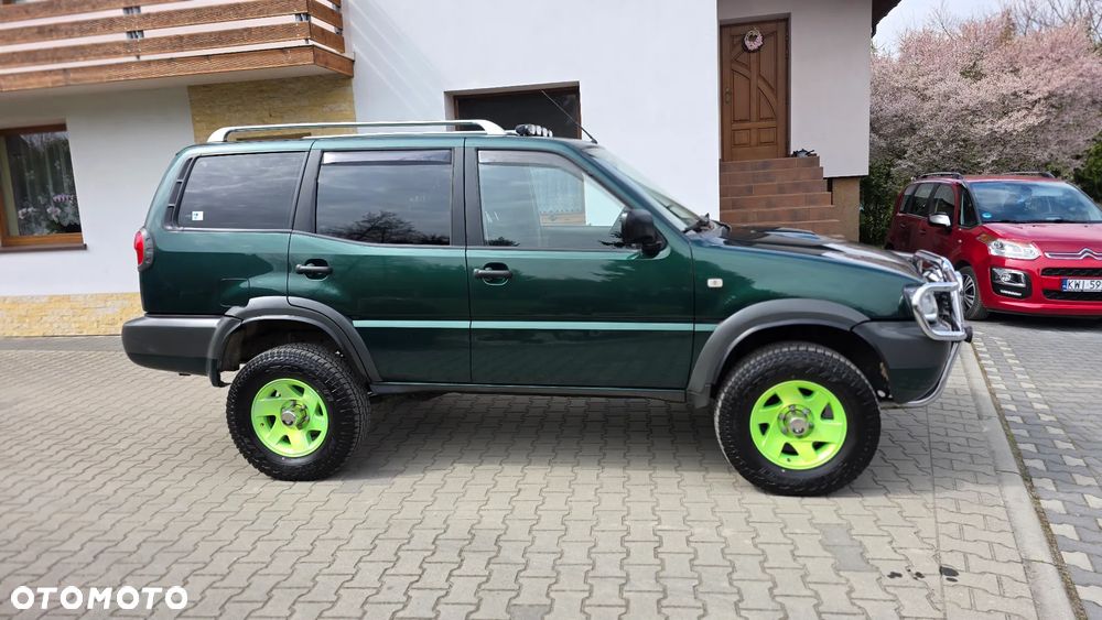 Nissan Terrano 2.7 TDi Comfort - 7