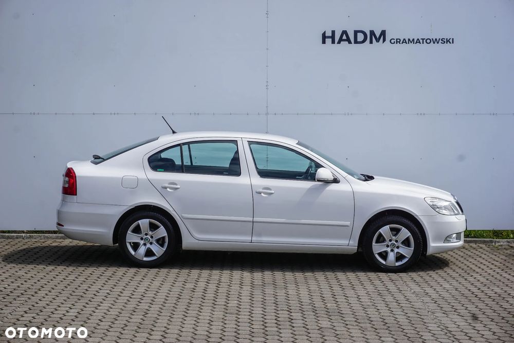 Skoda Octavia 1.6 TDI Ambiente - 9