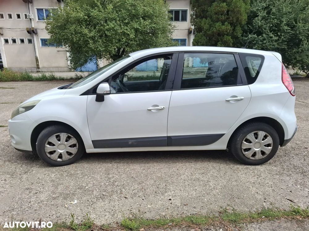 Renault Scenic II 1.5dCi Pack Authentique - 4