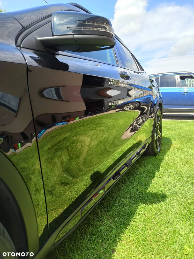 Mercedes-Benz GLA 180 - 17