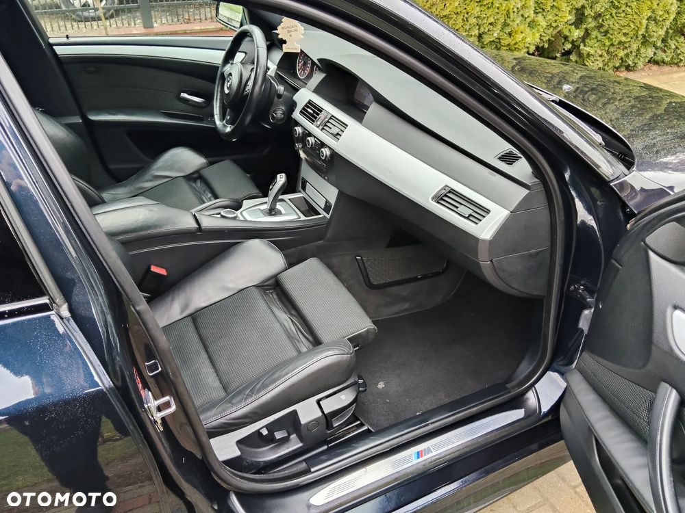 BMW Seria 5 - 35
